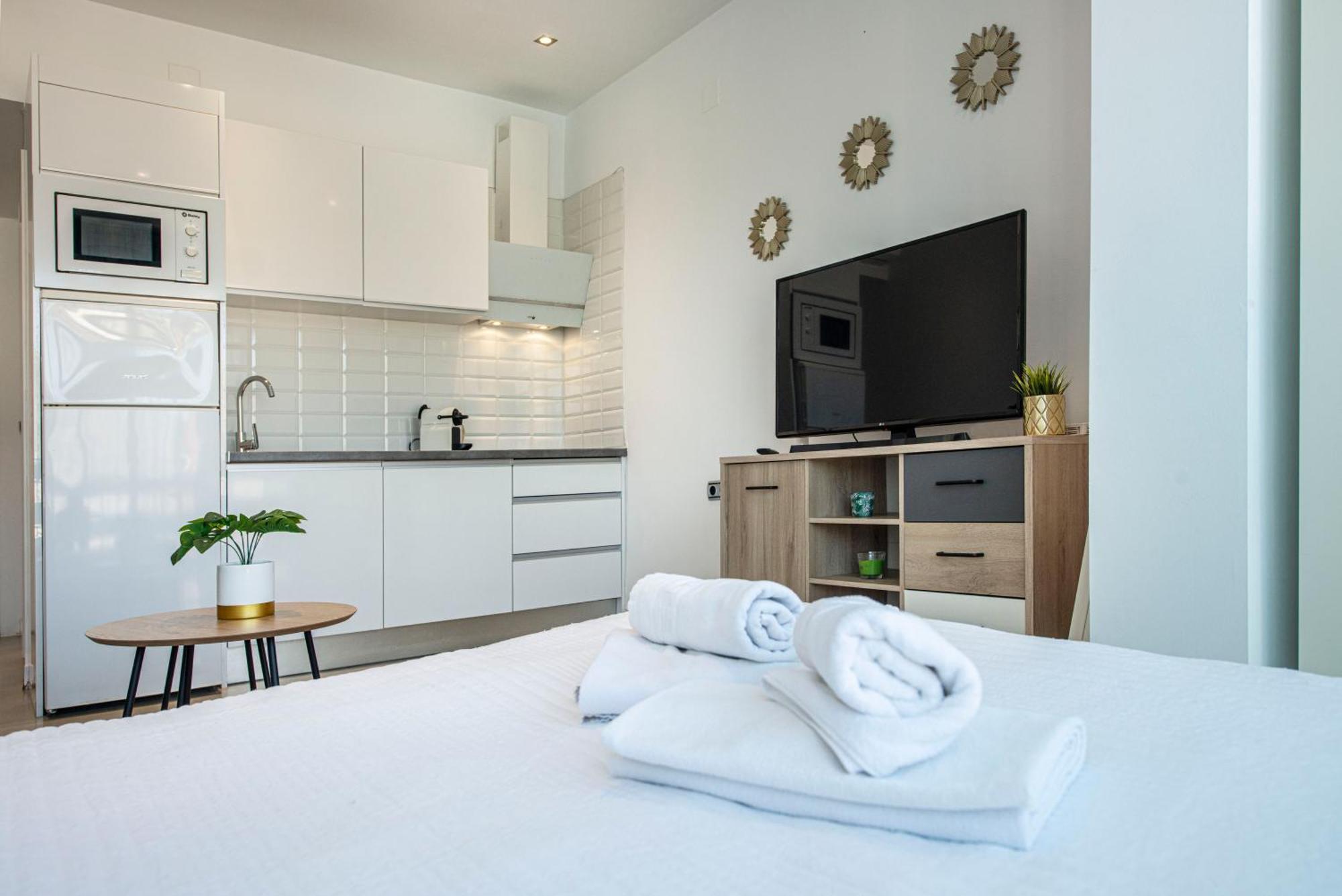 Estudio En Torremolinos Con Piscina エクステリア 写真