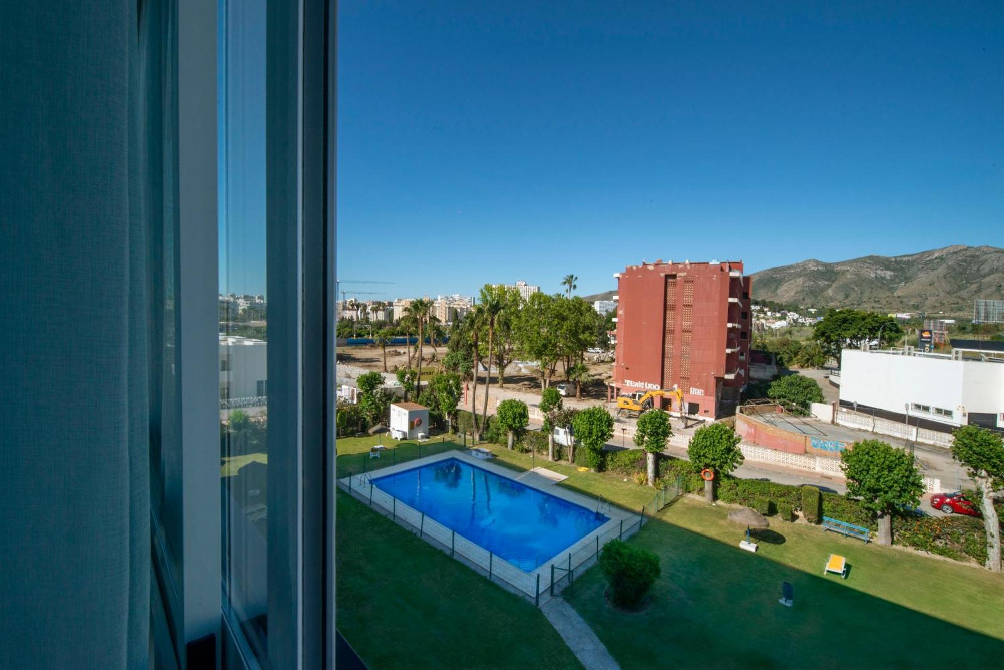 Estudio En Torremolinos Con Piscina エクステリア 写真