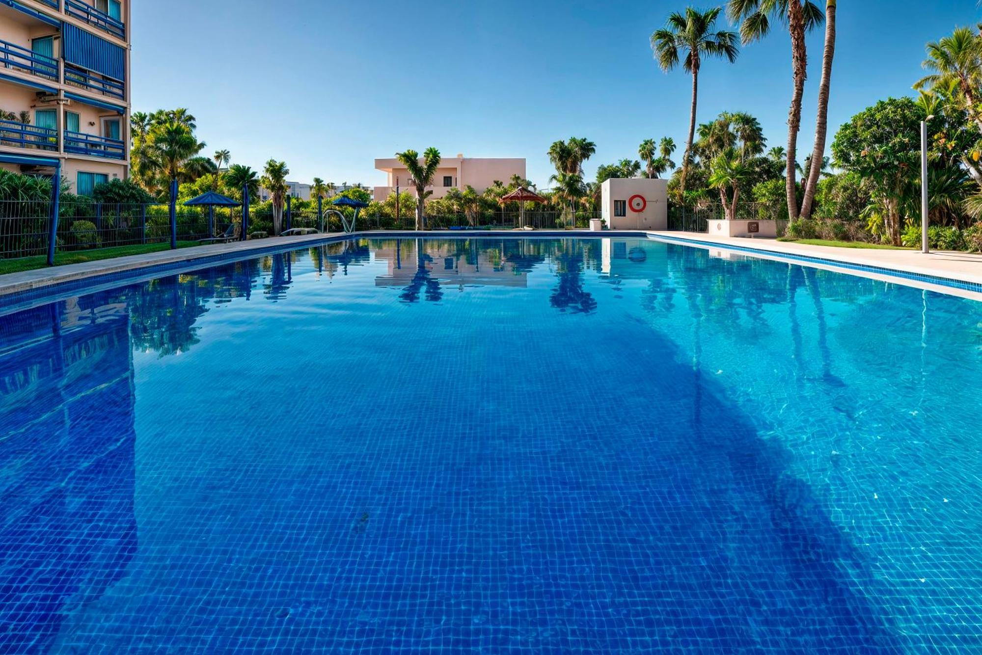 Estudio En Torremolinos Con Piscina エクステリア 写真